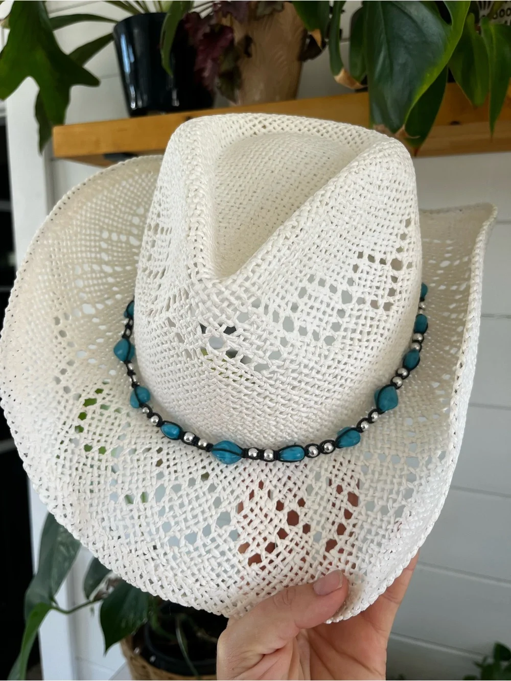 Women’s western rodeo white cowboy hat